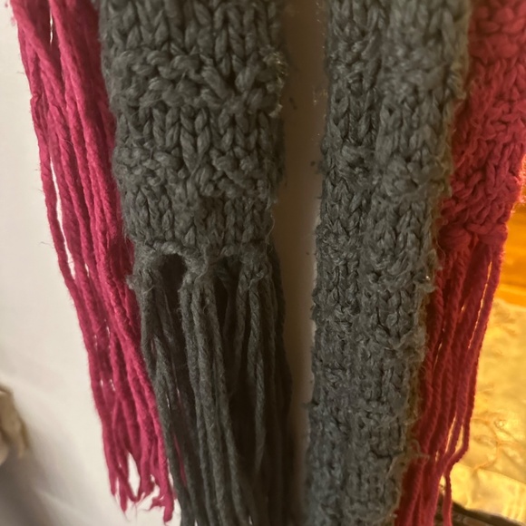 Jessica Simpson Scarf Set - Picture 1 of 4